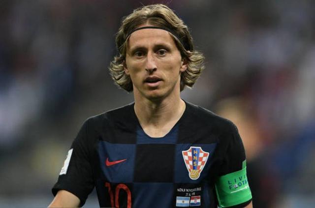 国安5-1送梅州降级，法比奥大四喜独享联赛金靴，张玉宁破门